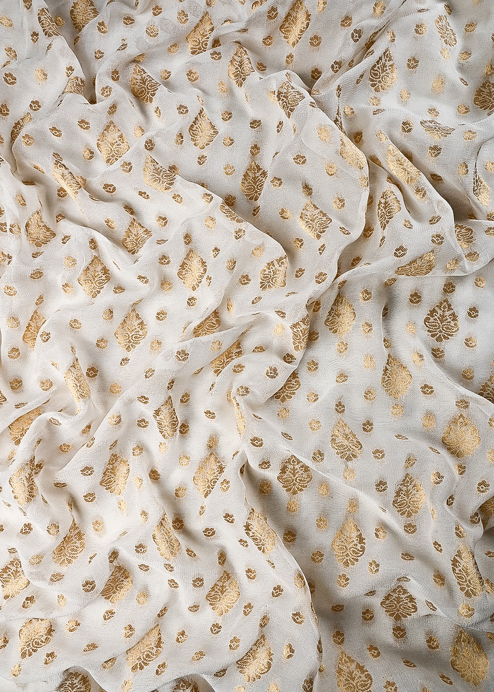 White Dyeable Georgette Fabric With All Over Zari Handloom 25036