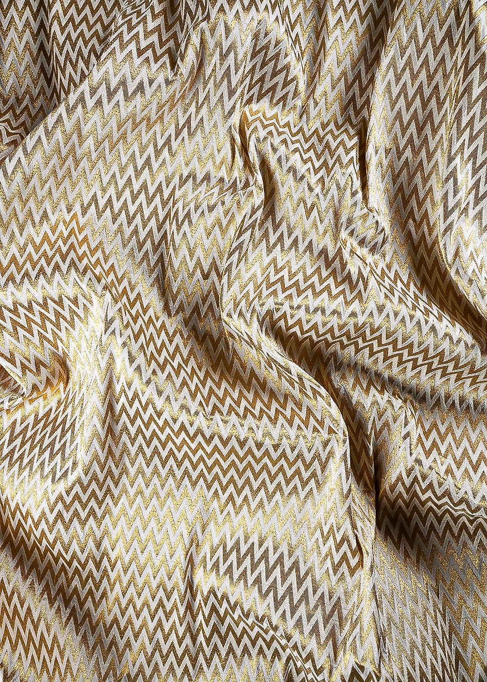 White Dyeable Silk Fabric With All Over Zari Handloom 25093