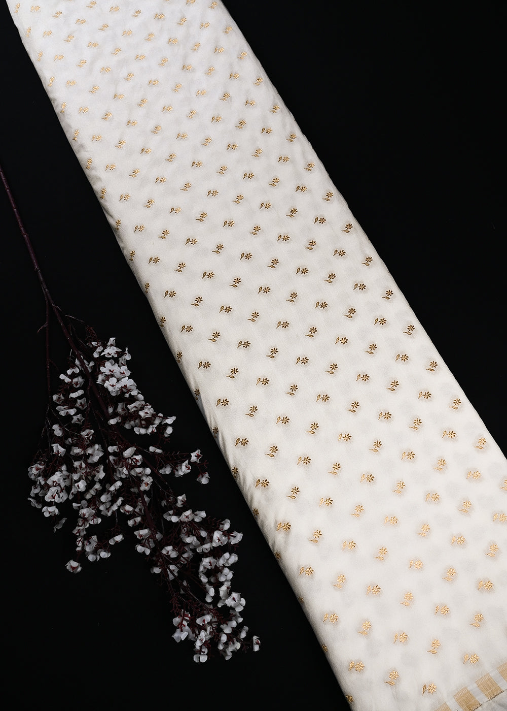 White Dyeable Silk Fabric With All Over Zari Handloom 25097