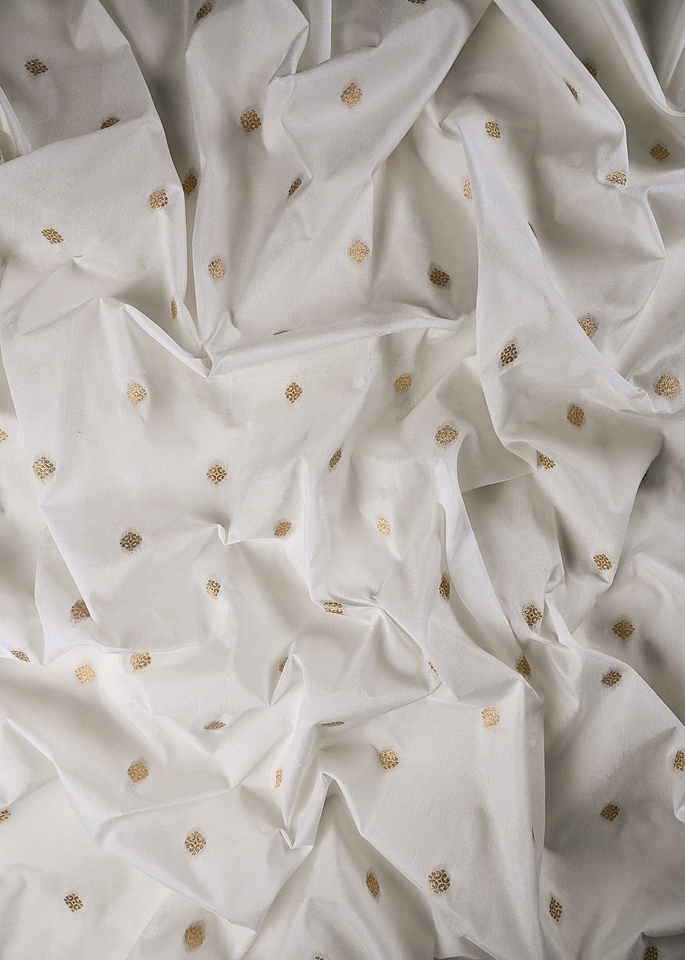 White Dyeable Silk Fabric With All Over Zari Handloom 25098