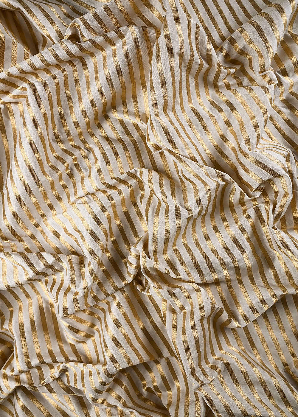 White Dyeable Silk Fabric With All Over Zari Handloom 25101