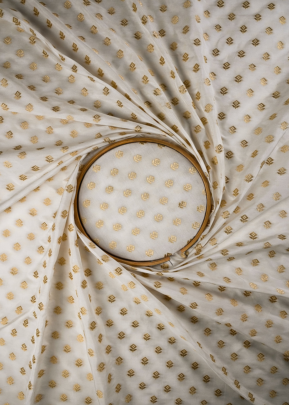 White Dyeable Silk Fabric With All Over Zari Handloom 25102