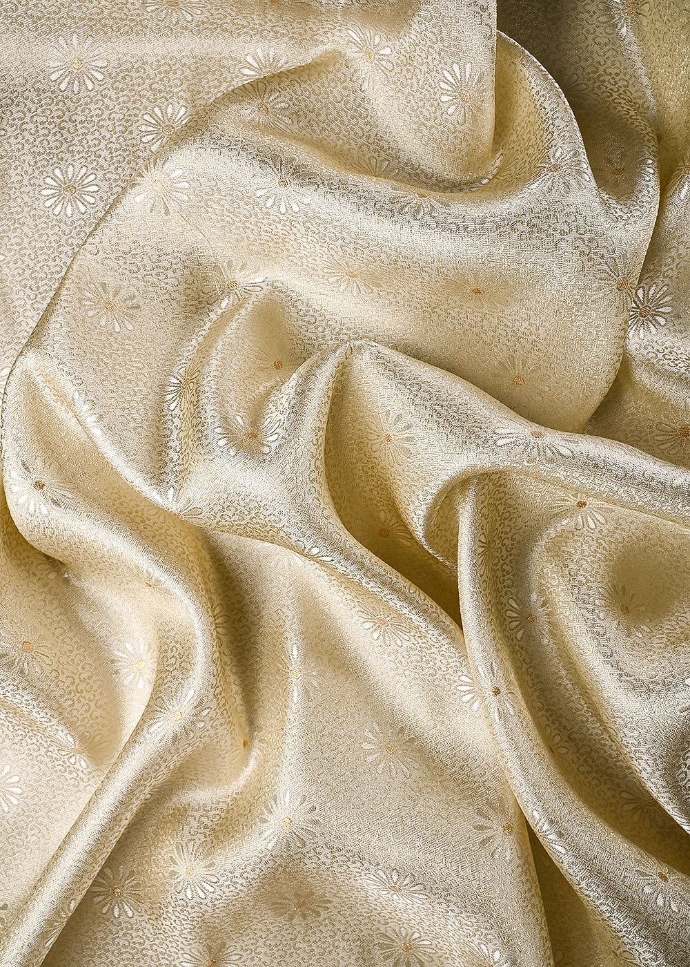 Golden Dyeable Tissue Fabric With All Over Zari Handloom 25153