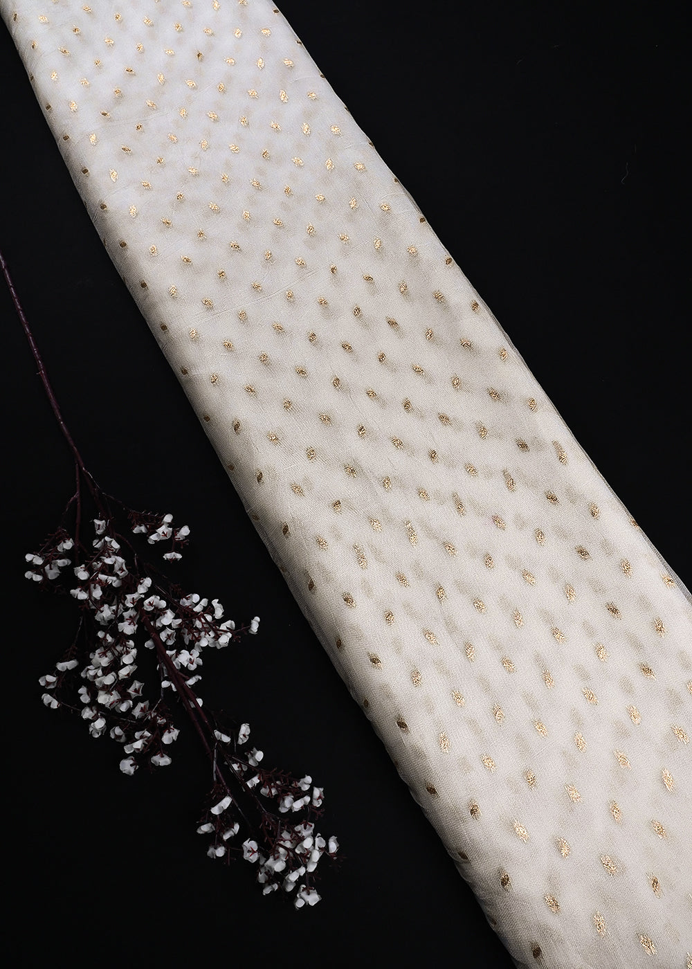 White Dyeable Georgette Fabric With All Over Zari Handloom 25192