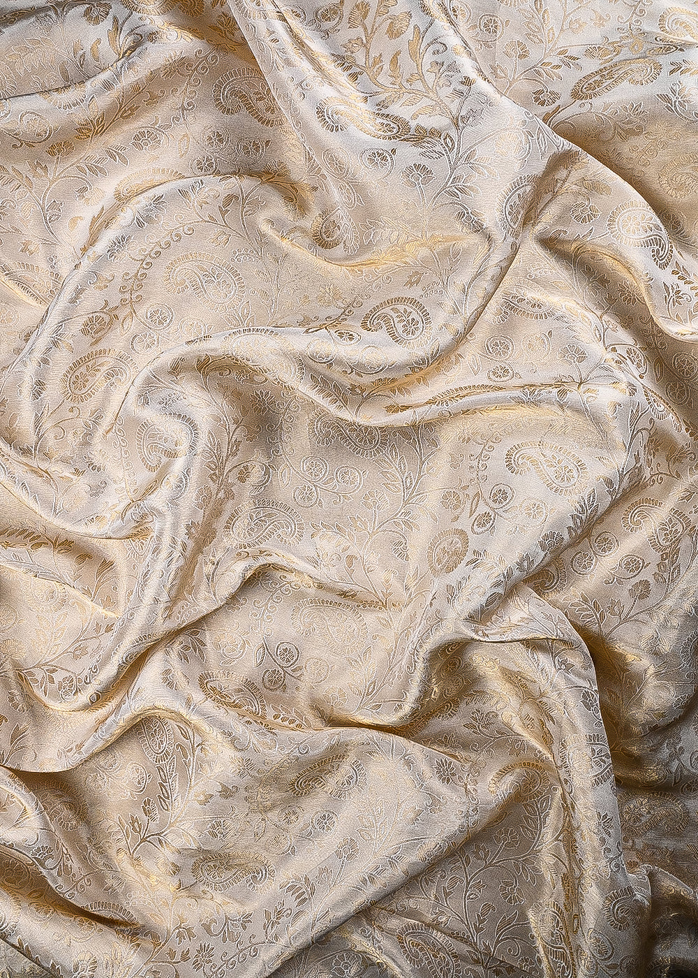 Golden Dyeable Tissue Fabric With All Over Zari Handloom 25201