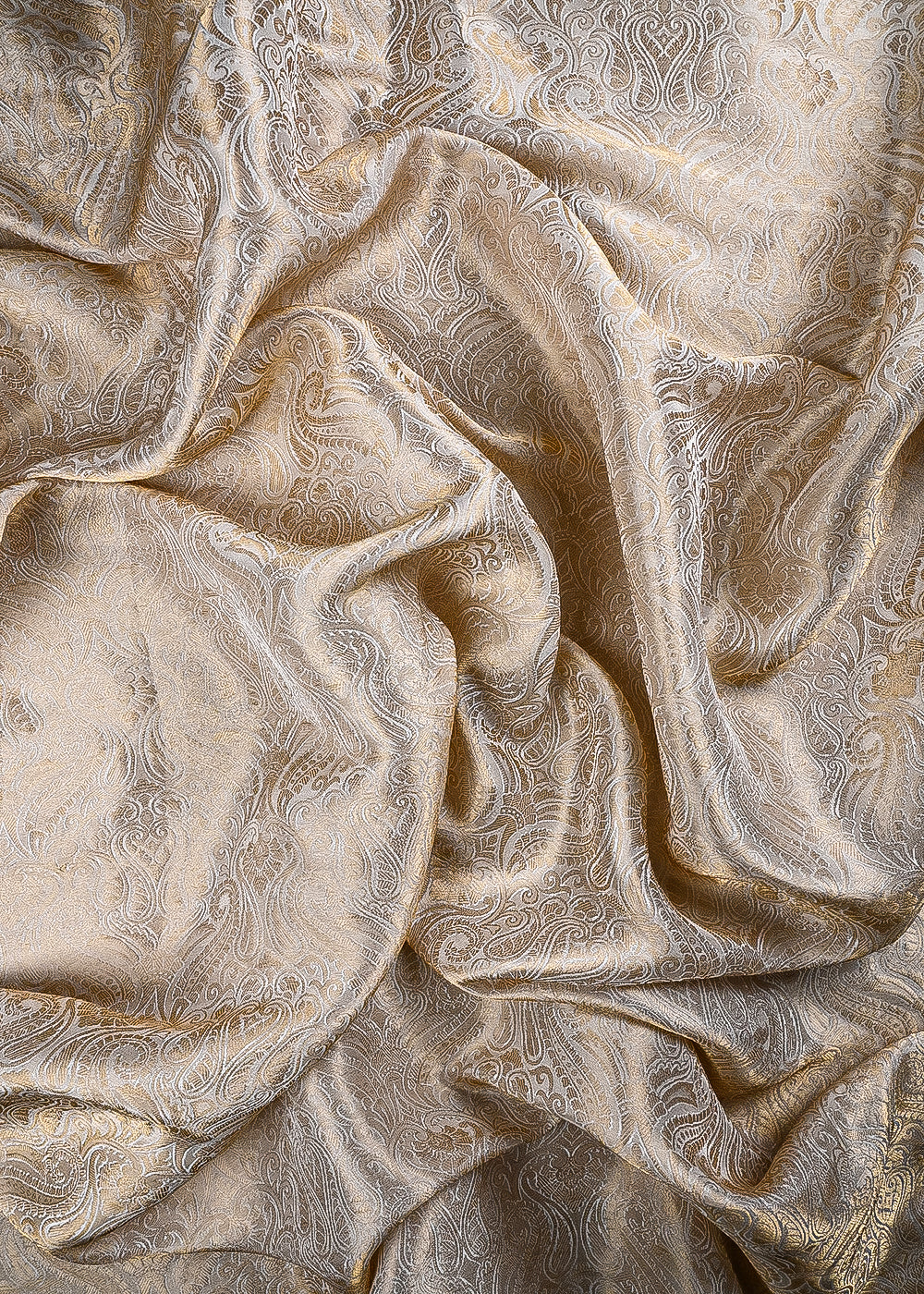Golden Dyeable Tissue Fabric With All Over Zari Handloom 25203
