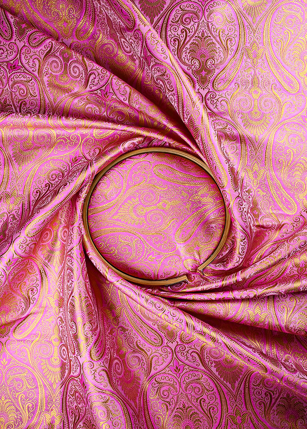 Pink Banarasi Brocade Fabric With All Over Thread And Zari Handloom 25263