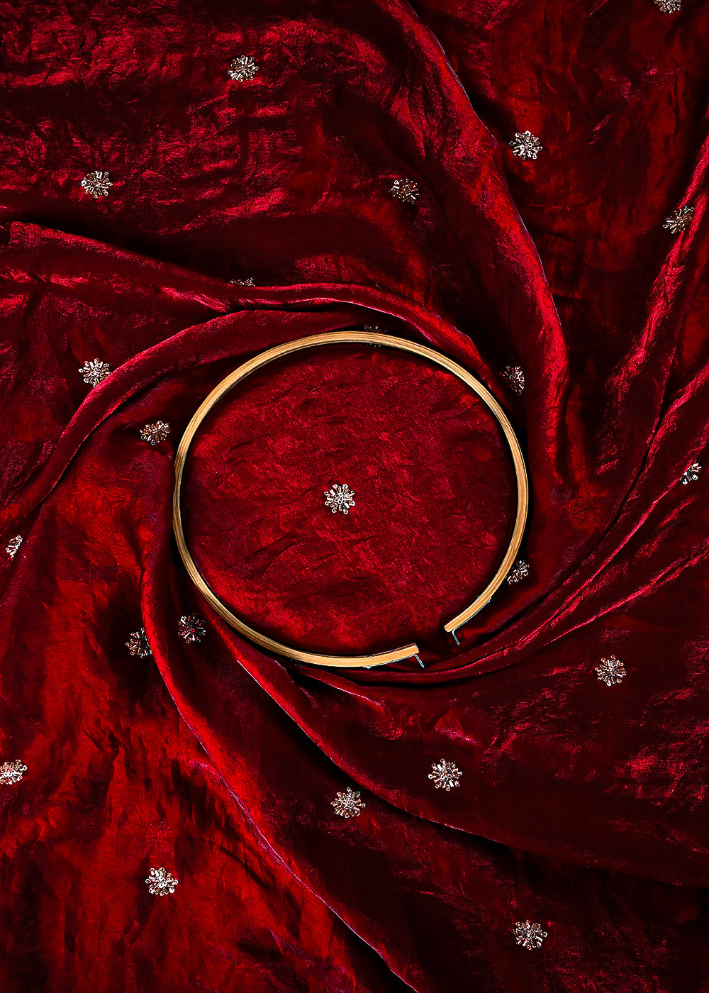 Maroon Diamond Tissue Fabric With All Over Buti Of Sequins And Katdana Work 25312