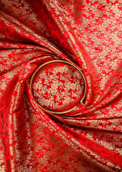 Red Banarasi Brocade Fabric With All Over Thread And Zari Handloom 25692