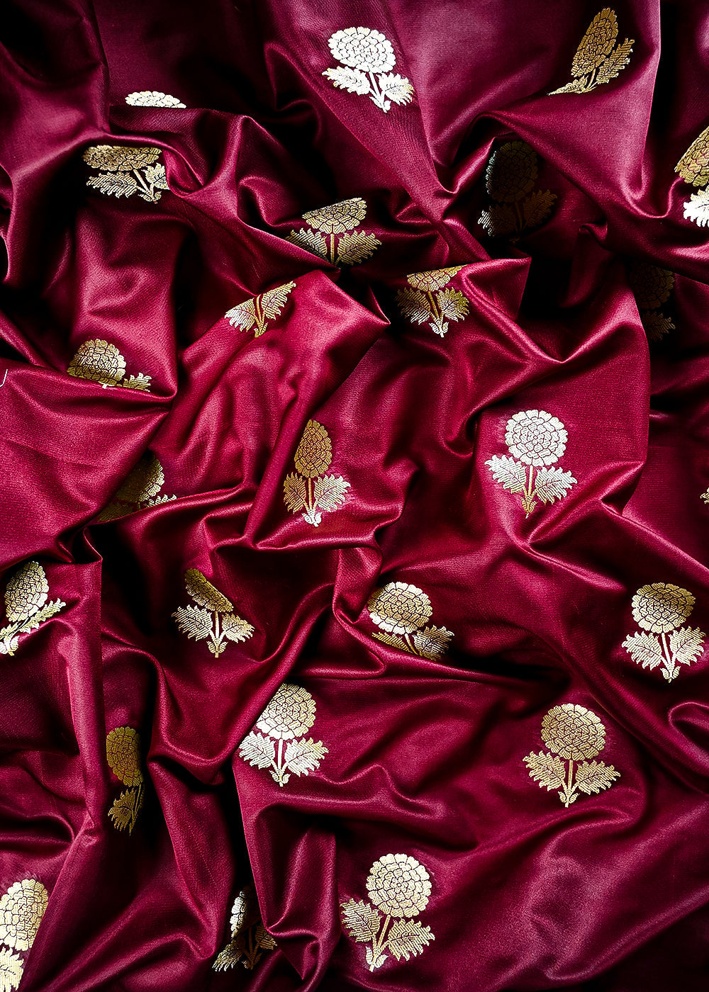 Wine Banarasi Brocade Fabric With All Over Thread And Zari Handloom 25722