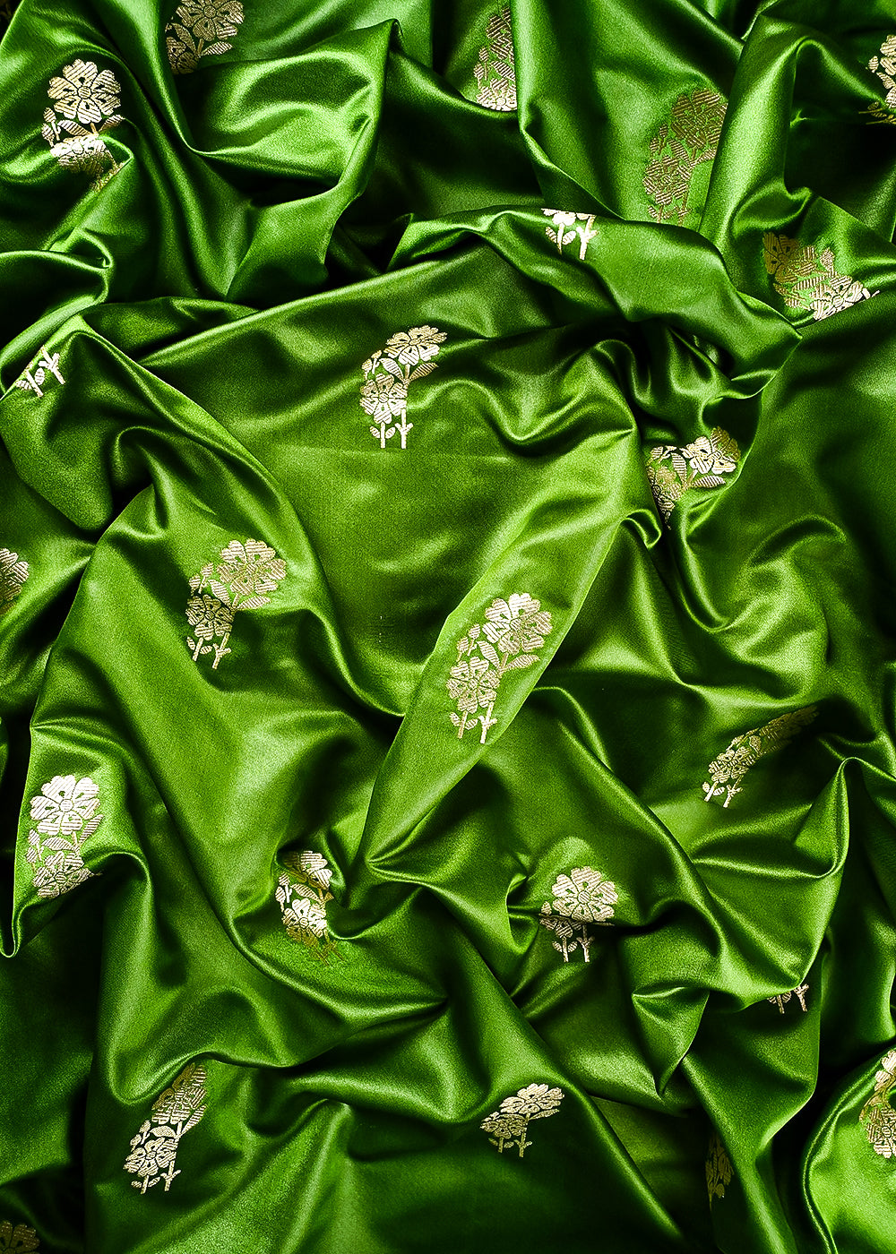 Green Banarasi Brocade Fabric With All Over Zari Handloom 25723