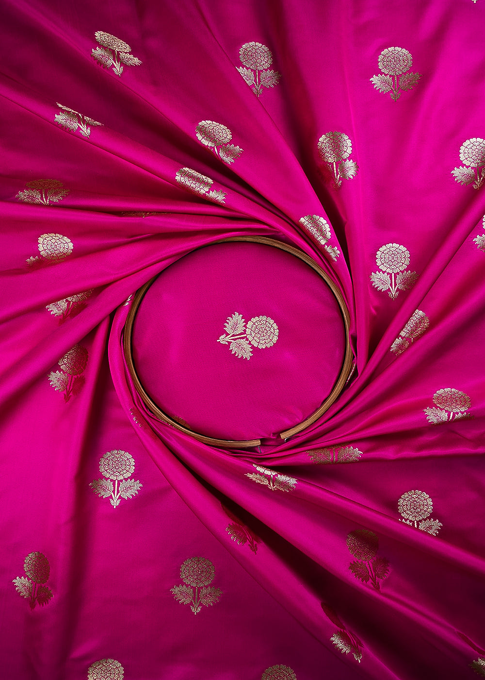 Pink Banarasi Brocade Fabric With All Over Thread And Zari Handloom 25727