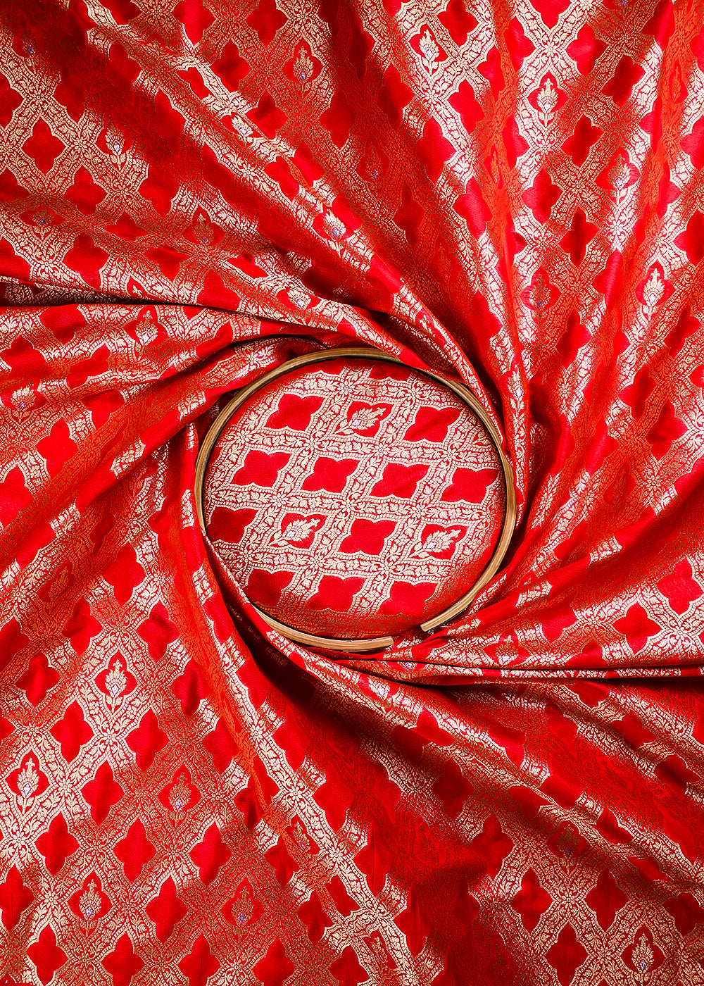 Red Banarasi Brocade Fabric With All Over Thread And Zari Handloom 25781