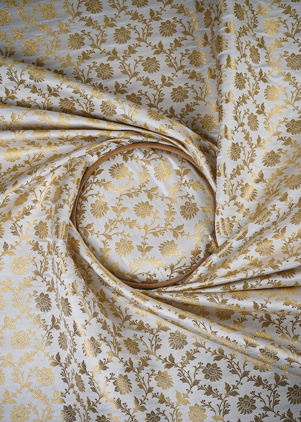 Off White Banarasi Brocade Fabric With All Over Zari Handloom 25982