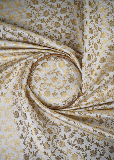 Off White Banarasi Brocade Fabric With All Over Zari Handloom 25982