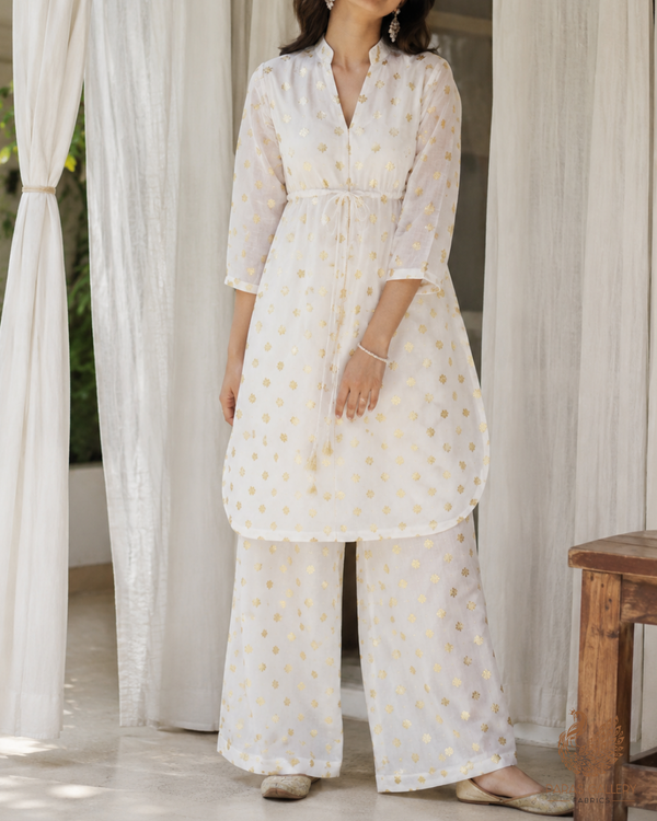 White Dyeable Chanderi Fabric With All Over Zari Handloom 26469