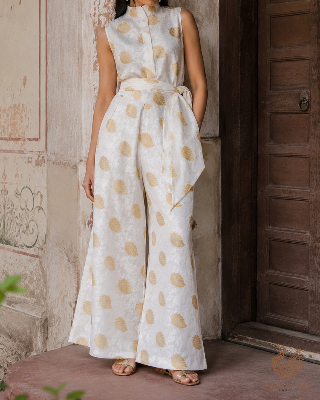 White Dyeable Silk Fabric With All Over Self And Zari Handloom 26502