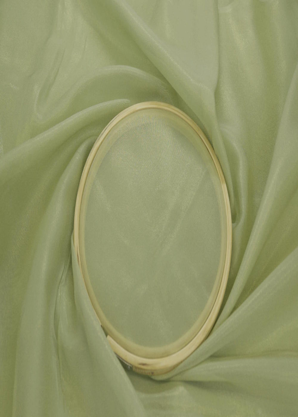 Pista-green-light-coloured-glass-oraganza-fabric-7447(5)