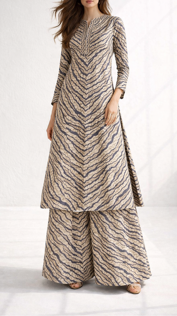 Navy Blue Banarasi Brocade Fabric With All Over Zari Handloom 21667