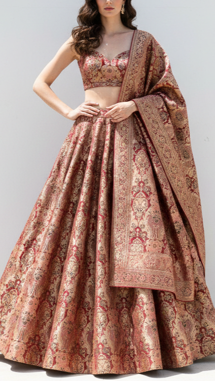 Mauve Banarasi Brocade Fabric With All Over Thread And Zari Handloom 21282